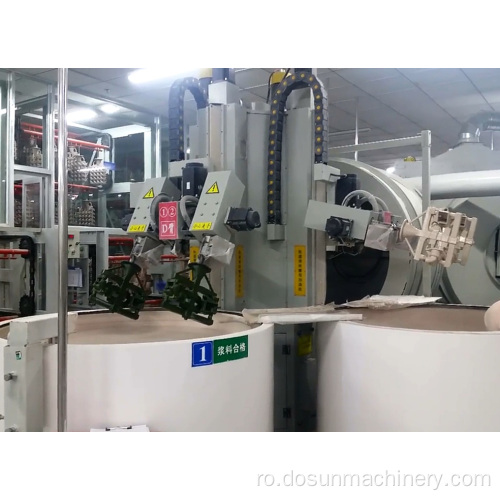 Manipulator mecanic de robot de fabricare a carcasei